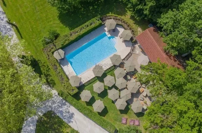 À LOUER : HÔTEL – DOMAINE &  SPA – CHÂTEAU DES AYES