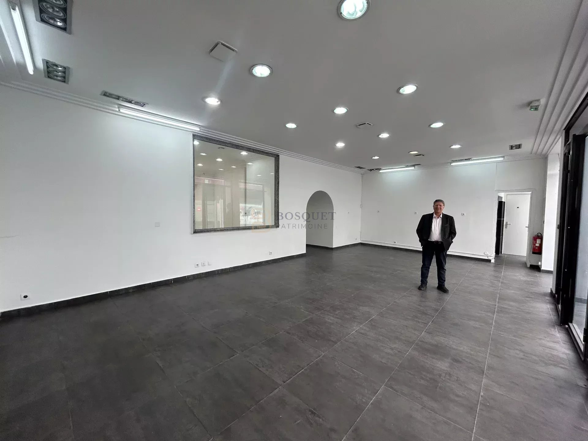 Espace Polyvalent de 260m² au Cœur du 2ème Arrondissement de Paris