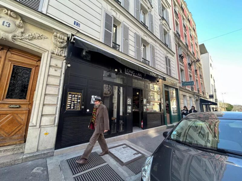 EMPLACEMENT N°1 – PARIS 18ᵉ