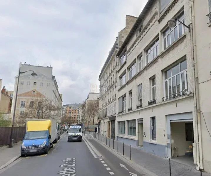Immeuble à vendre – Paris 10ᵉ