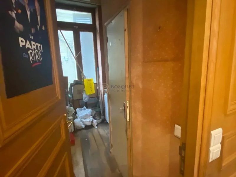 Local commercial à céder – Neuilly-sur-Seine (Neuilly-sur-Seine)