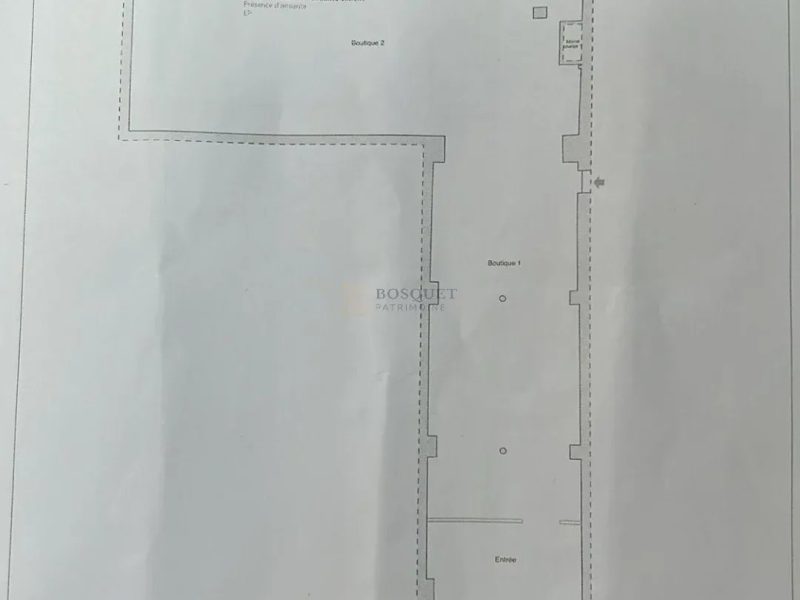 Paris 10e Gare du Nord / Barbès – Local commercial 600 m² à louer