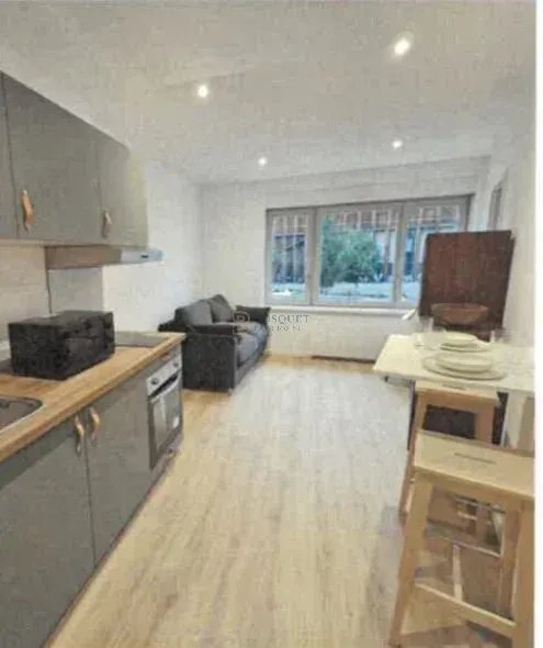 Strasbourg PRIME Immeuble (studio + commerce + appart + parking) LOC
