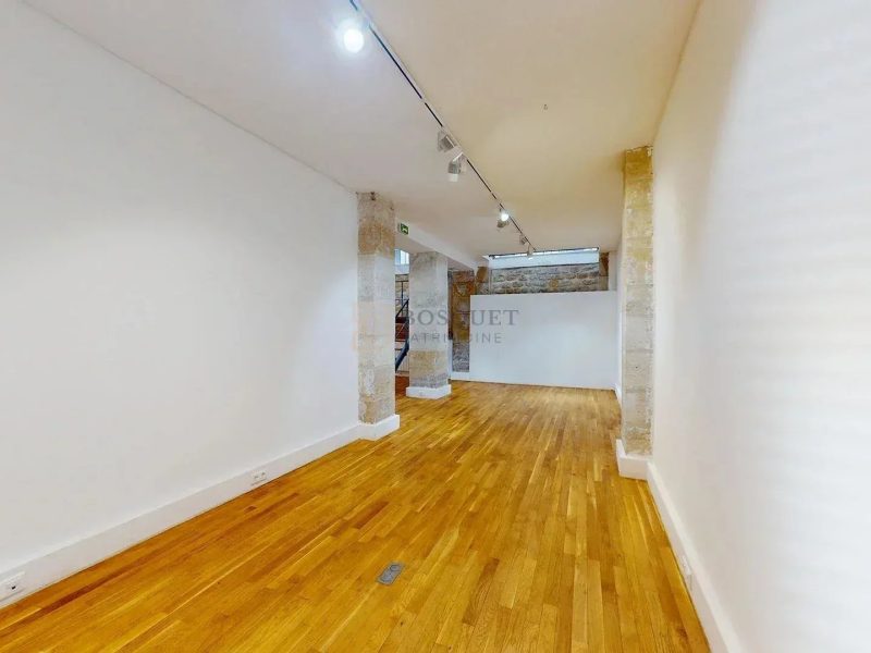 À Louer – Archives – Paris 3ᵉ – 340 m²